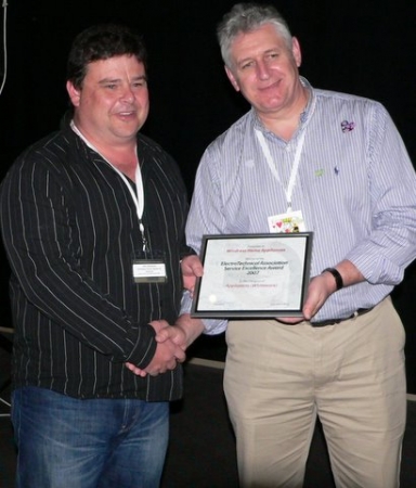 Jeff Windress (Windress Home Appliances) receiving the Service Excellence Award for Whiteware from our President, Kevin Colley